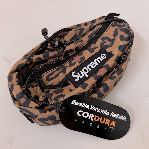 Supreme Waist Bag - Picture 5 of 7